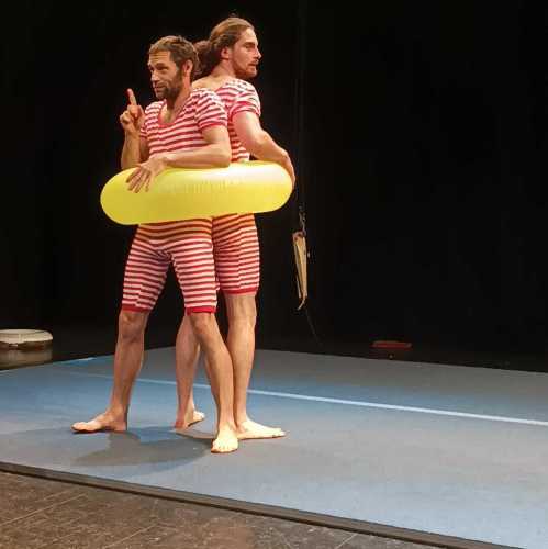 Waterplouf, noyade interdite - Compagnie Cirque en Scène