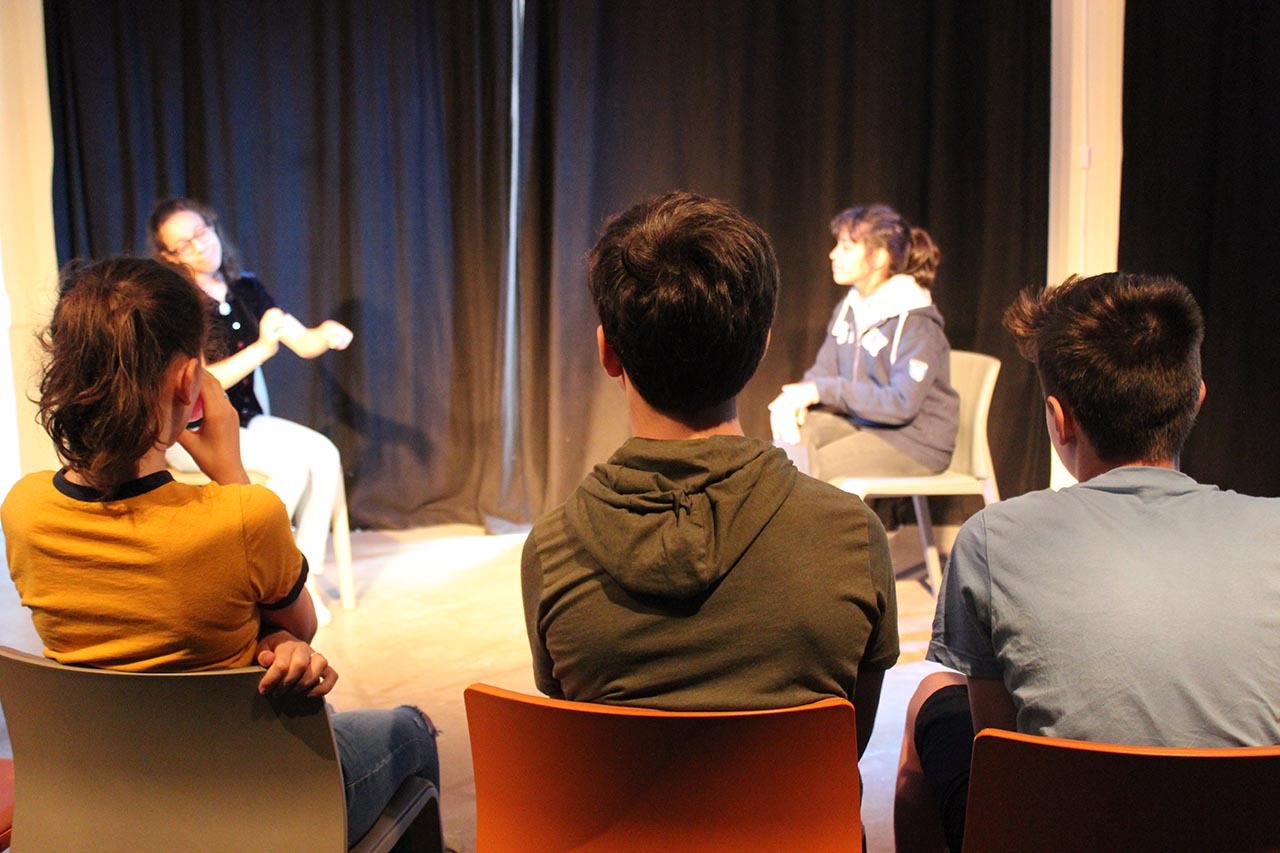 Spectacle Improvidence